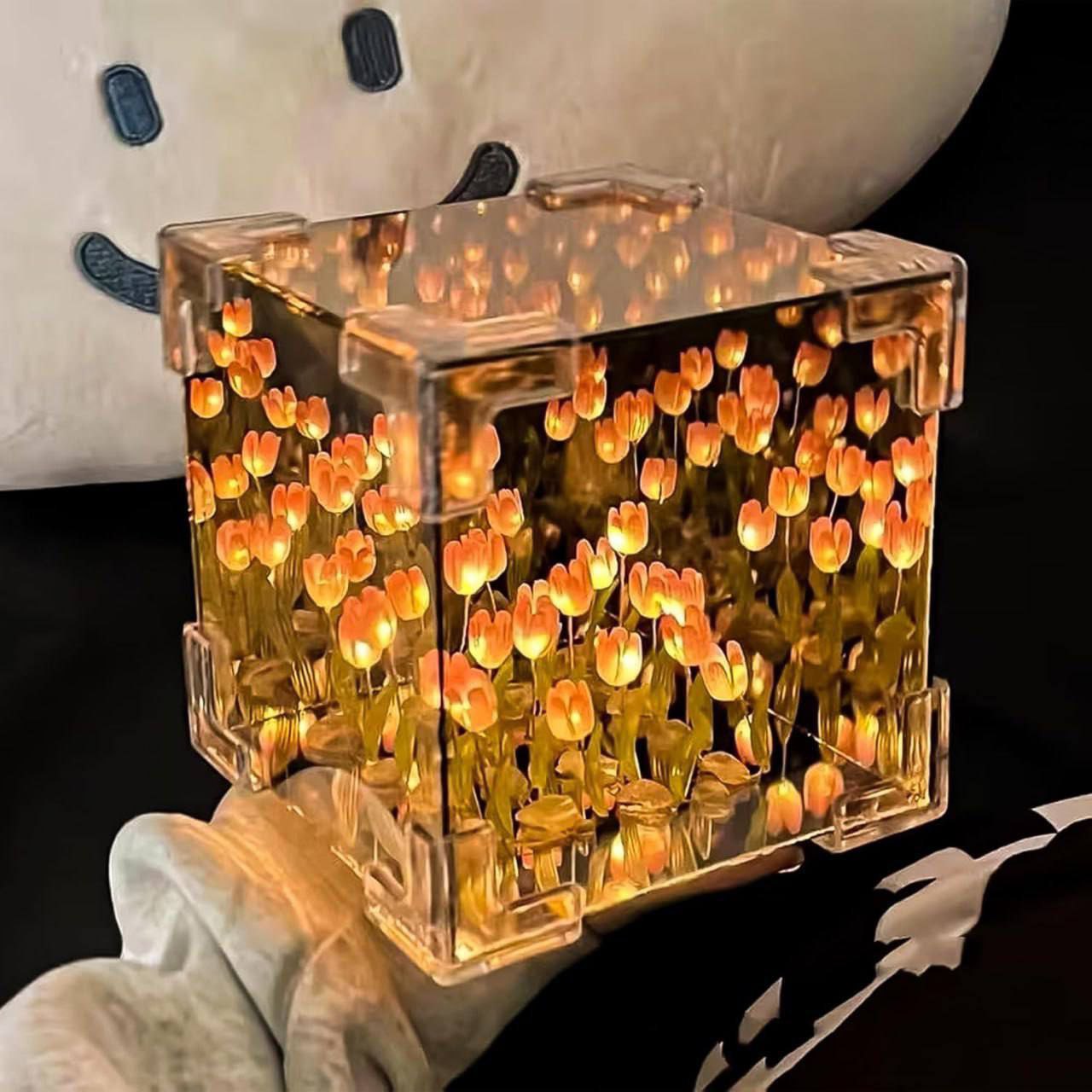 Tulip Cube Mirror Lamp - 21 LED Flowers, 2-in-1 Decorative Lamp & Mirror, DIY Infinity Light for Bedroom & Living Room Decor, Romantic Table Ornament Gift